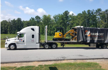 ET Motor Freight with heavy equipment